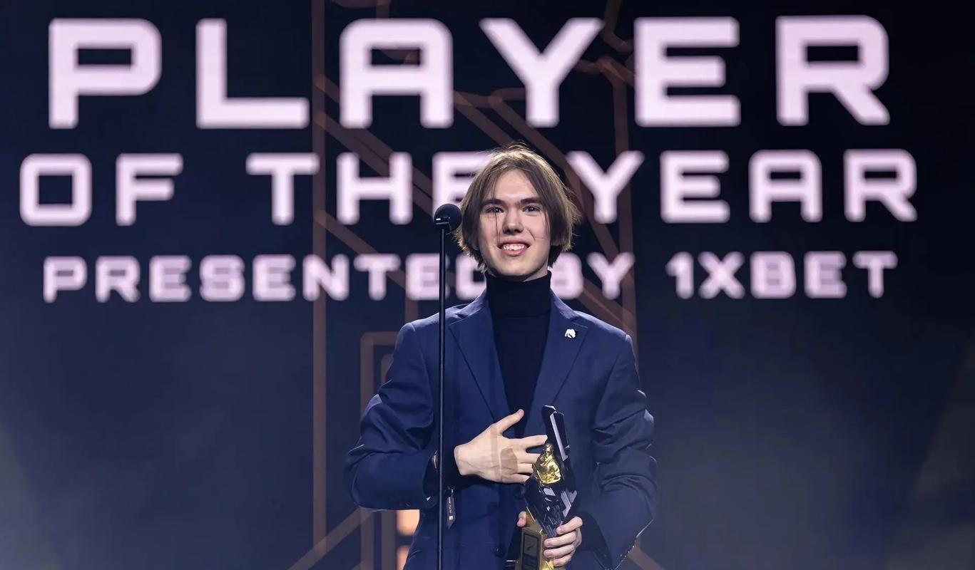 见证历史！王者荣耀中国代表队以39%得票率当选之星