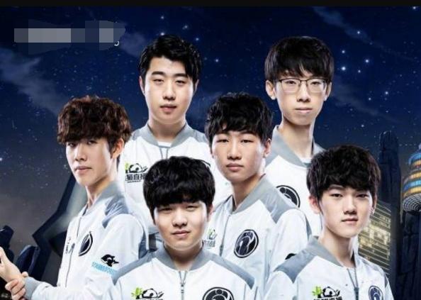 昨晚，LCS赛区的FlyQuest战队官宣前EG上单选手Impact加入队伍